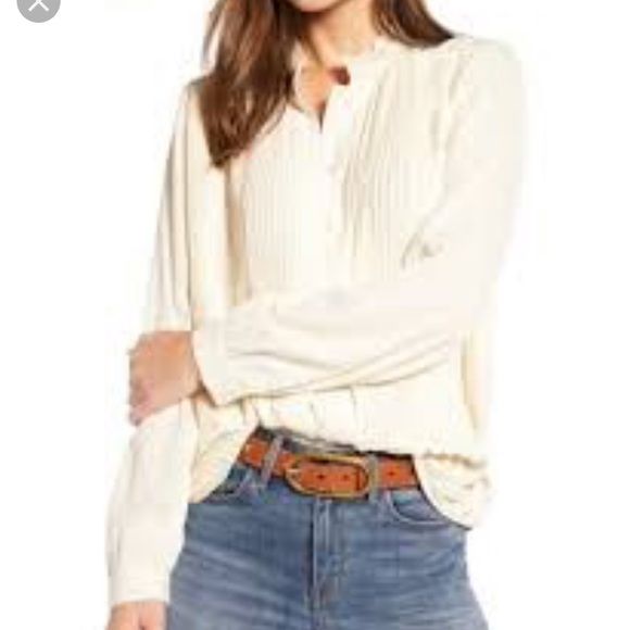 Treasure & Bond Tops - NWT Treasure & Bond blouse